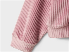 Name It mauve orchid velvet short top